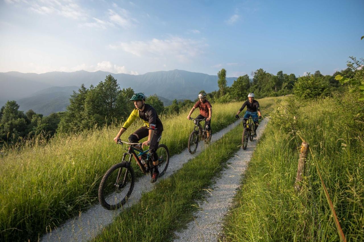 B&B Mad Mountain Robidisce Buitenkant foto